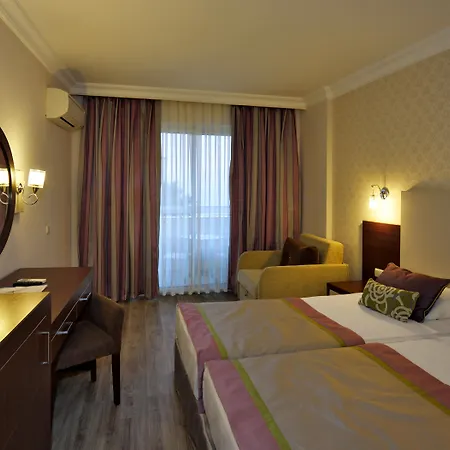 منتجع Alegria & (adults Only) 5*